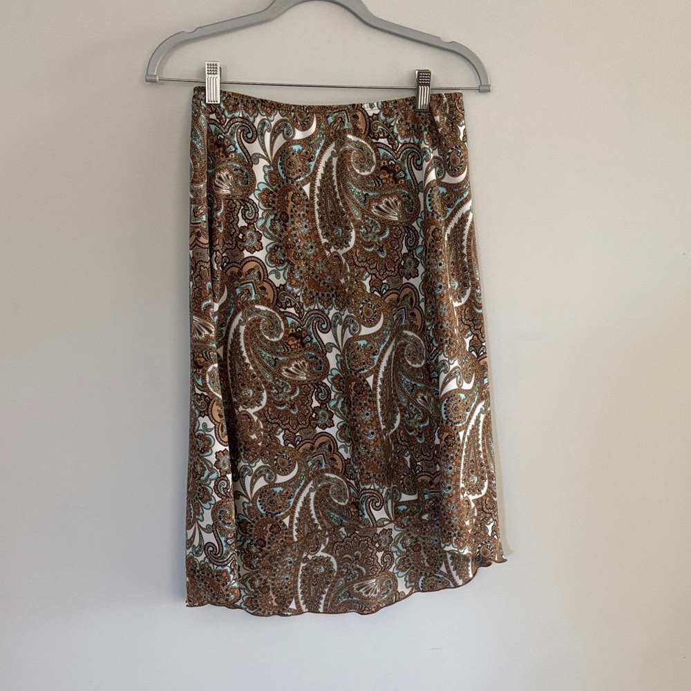 Tailor B. Moss A-Line Skirt in Brown and Cream Paisley